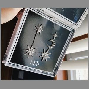 XIXI Star Of Wonder Earrings